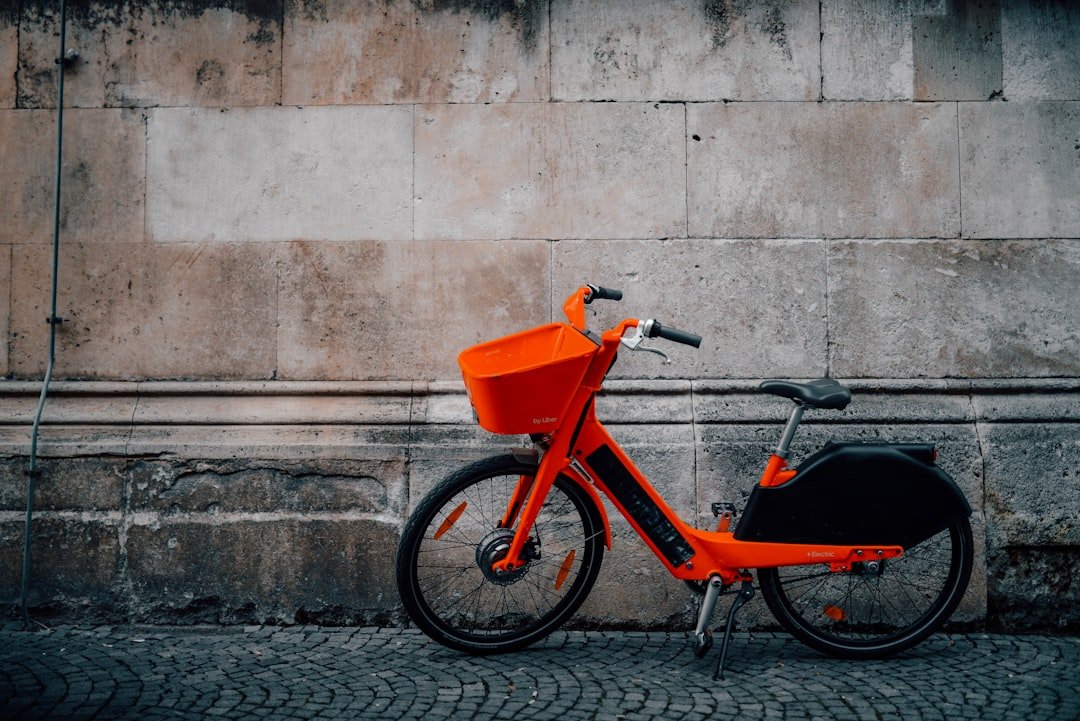 découvrez notre service de location de vélos, idéal pour explorer la ville à votre rythme. profitez d'une expérience unique avec des vélos de qualité à des prix compétitifs. réservez dès maintenant et partez à l'aventure !